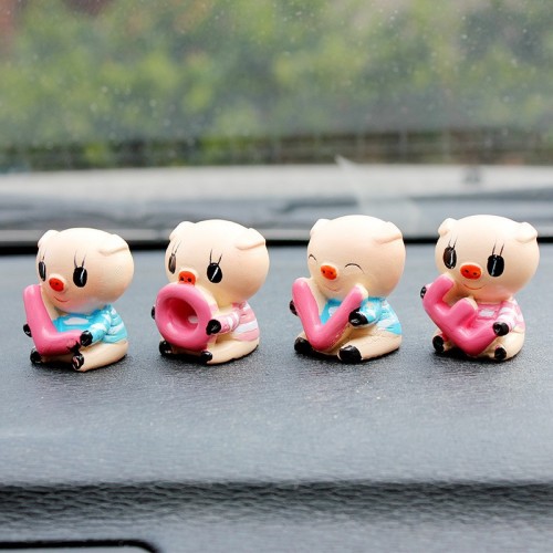 4pcs/Set Cute Small Love Pig Cartoon Car Ornament Automobile Auto Dashboard Decoration Toy Gift